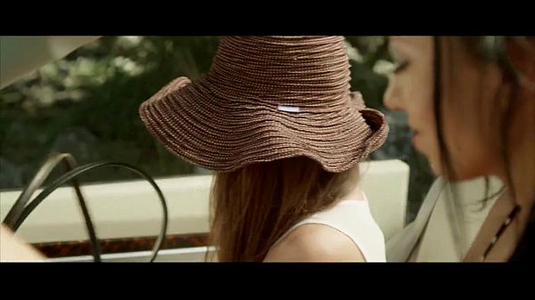 Play MP4 - She Loves The Taste Of Pussy