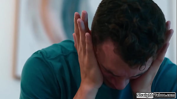 My perv thoughts have_led me_to catfish my big tits stepmom