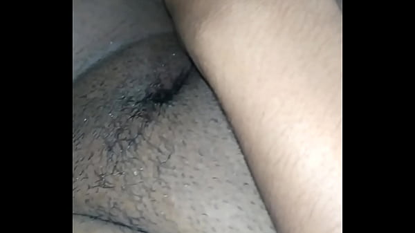 esposa safada a preocura de piroca algu&eacute;m a&iacute; quer essa buceta gostosa ? 