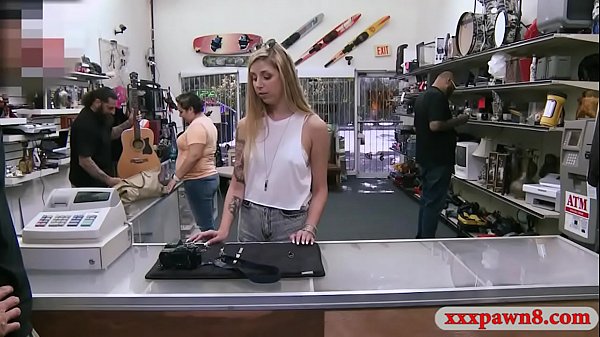 Nonton Firm Ass Babe Drilled At The Pawnshop thumbnail