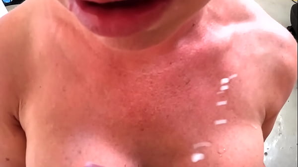 Big tits milf cyntia bow job with cam on head and cum on her 