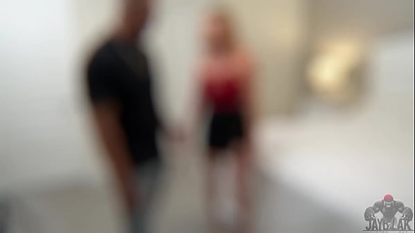 She's married but still out lookin for dick 