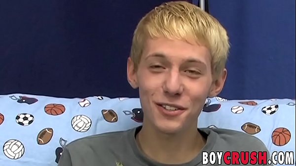 Play MP4 - Interviewed blonde twink Kenny Monroe wanking off and cums