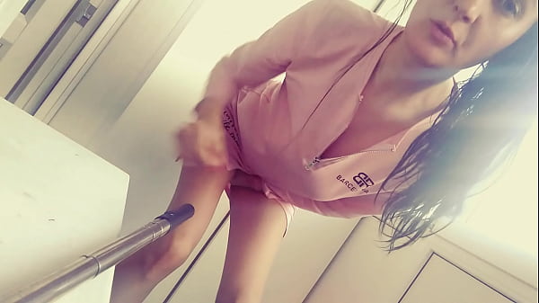 My Hot Stepmom Made Herself Squirt On The Balcony While The Guests Were Waiting For Her Nimfa Mannay thumbnail