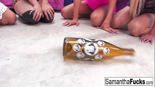 Blonde babe has some group sex 