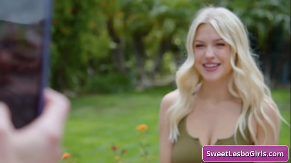 Natural_busty blonde lesbians Serene Siren Jazlyn Ray going deep down on each other