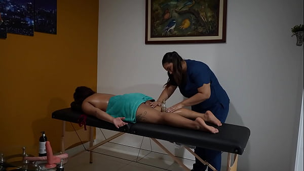 Horny masseuse sucks my pussy part 1 she sticks his fingers and tongue in my pussy