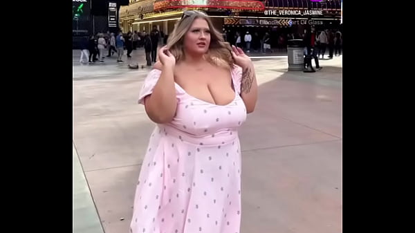 Who's ready for sundress season bbw highway #plussizemodel #bbw #bbws #biggirl 