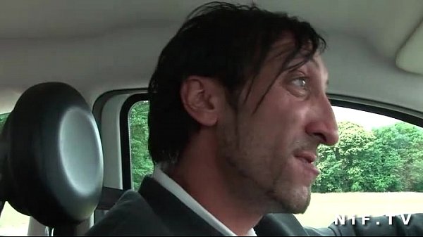 French blonde bourgeoise fucks with the taxidriver_to pay_her ride