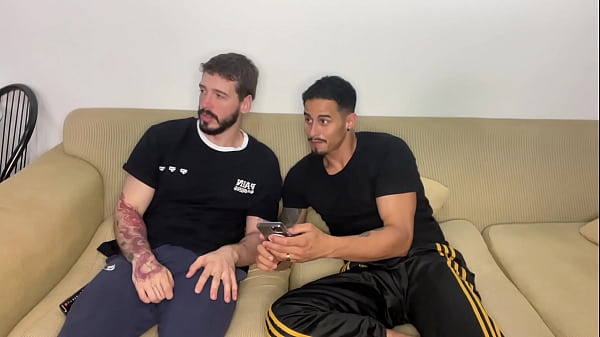 Fudendo O Novinho Gostoso thumbnail