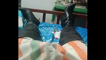 Nonton Bốt đ&ugrave;i G&oacute;t Nhọn thumbnail