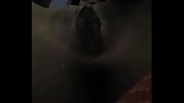 Nonton Mo&ccedil;a Gozando Na Dedada Na Buceta ! thumbnail