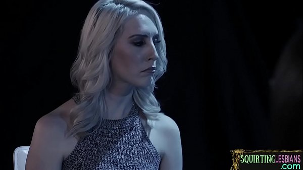 Lesbianthreesome babesget wet