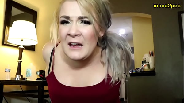 more girls that need to pee full bladders and wetting her tight_jeans 2022