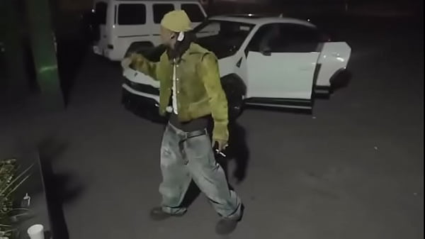 Play MP4 - Playboi Carti - Different Day