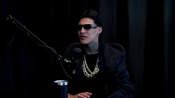 Play MP4 - Gravou uma suruba gay&comma; entrou no job por causa de um amigo da m&atilde;e&comma; e divulgava o trabalho nas ruas - Gabriell Rios &lpar;WATCH ON&colon; SHEER&sol;RED&rpar;