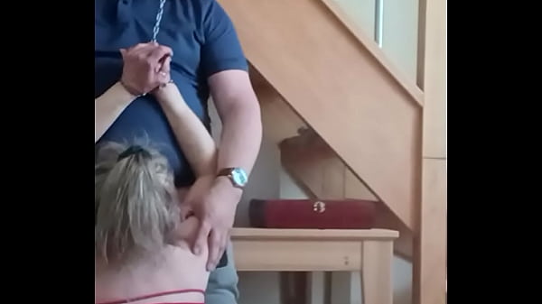 2025 0620 Esclave F séance avec glaçons et fellation