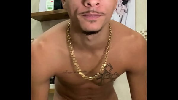 Play MP4 - Ensaiando dancinha de pica dura depois do banho kkkkk