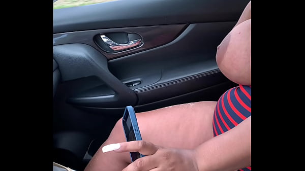 Play MP4 - Ebony bbw pulls out huge tits for uber driver