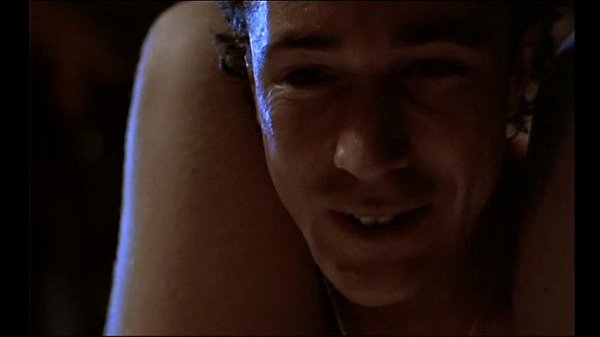 Play MP4 - queer as folk uk - charlie hunnam