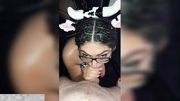 Cow Cosplay Girl Blowjob - Lunitarabbit thumbnail