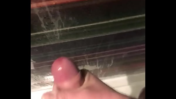 Play MP4 - Shower time