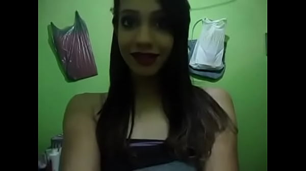 Transex Eduarda Vieira mandando beijinho