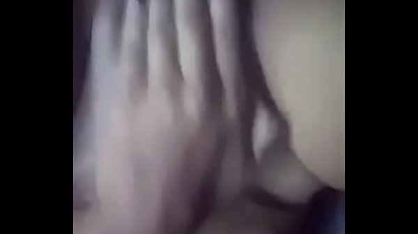 Nonton Venezolana Masturb&aacute;ndose thumbnail