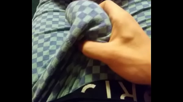 Play MP4 - Watch me jackoff