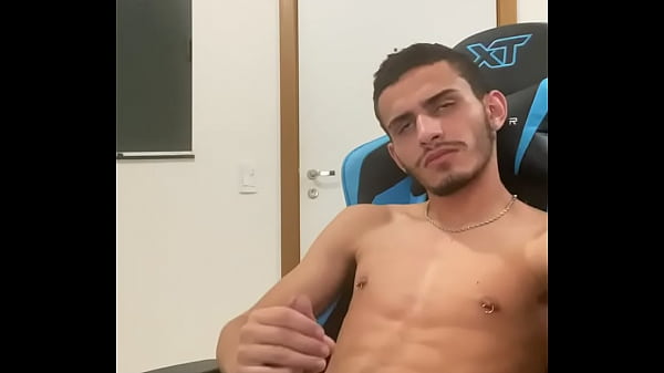 Play MP4 - Leandro leeme solo