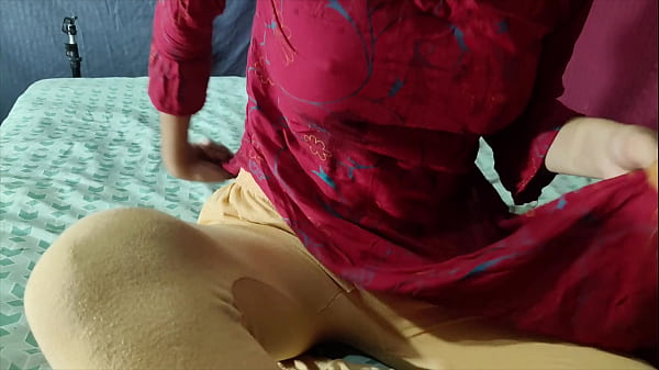 Sauteli Behen Ke BagMein Mila Condom