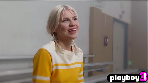 Hot milf exposed amazing body after hot striptease