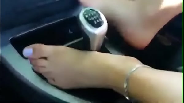 Olha o que ela fez com os pezinhos lindos