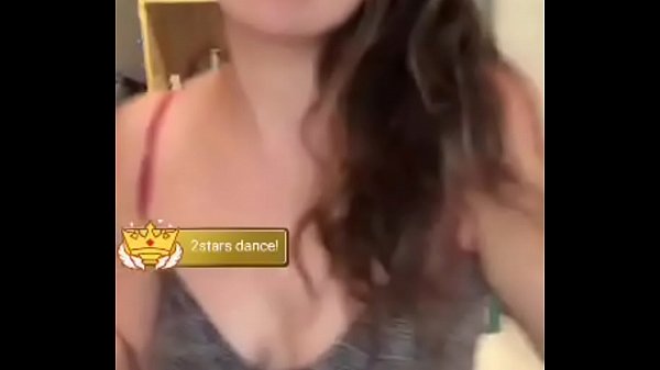 Gostosa do bigo dançandojoinchat MFB QxyLhPMmrbczHAclzA