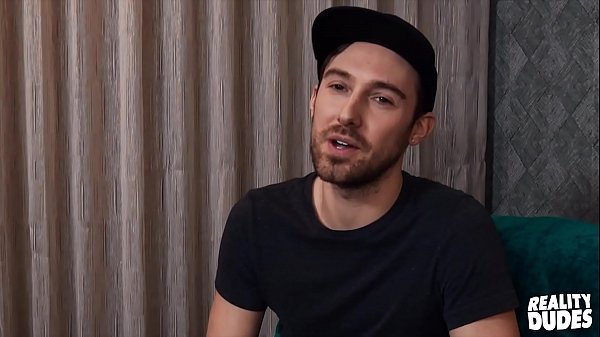 Play MP4 - POV Sex With Straight Guy Trying Dick For The First Time - Reality Dudes