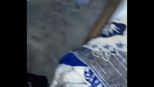 Play MP4 - Un r&aacute;pidin solos antes de que lleguen sus pap&aacute;s y sepan que me cojo a su ni&ntilde;a