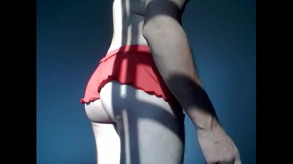 Play MP4 - eu denovo usando roupa da minha namorada