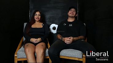 Nonton Pareja Real Cuckold, Vive La Experiencia De Un Glory Hole. thumbnail