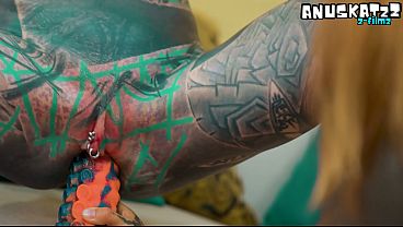 2 alt sluts anal playing with wild alien dildos