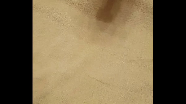 Play MP4 - Sperma auf der fickmaschine