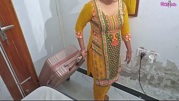 Nonton New Year Enjoy-huge Ass Sister Shared Room In Oyo With Her Stepborther, She Got Hard Fucked And Hot Orgasm. thumbnail