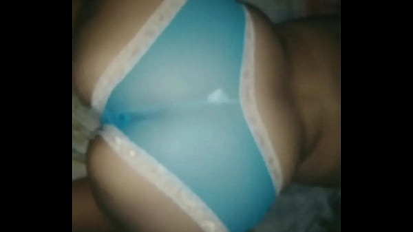 Cogiendome a la esposa rico 