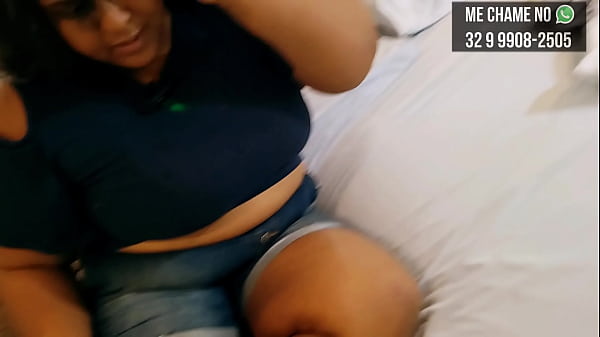 Play MP4 - Madrasta conversa com seu enteado &eacute; fudida por ele e ainda tem um grande squirt