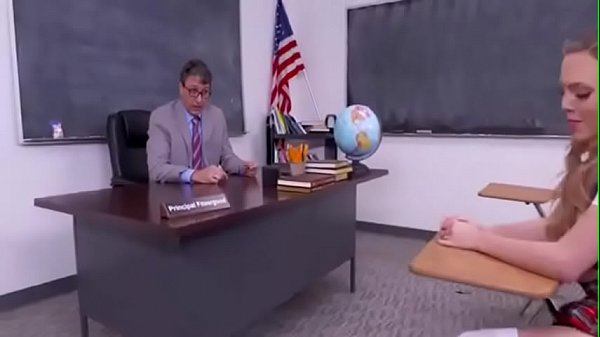 Five men have_amazing_sex withmodest_in class