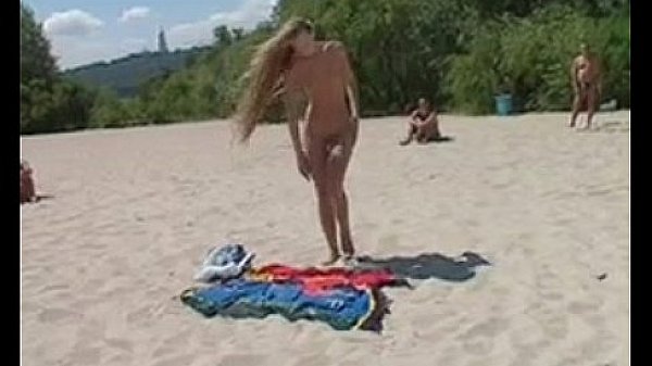 14010803-voyeurvideo 