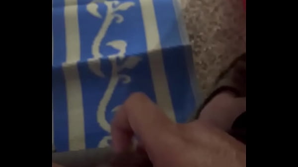 Play MP4 - Masturbate