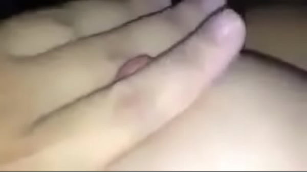 Play MP4 - nena rica se saca cabadura del vicho