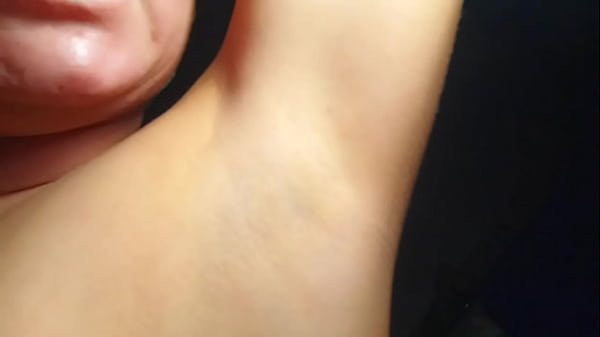 Play MP4 - Mistress playing with her perfect body