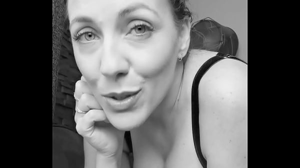 *t&eacute;l&eacute;phone Moi Et Jouons &agrave; Un Jeu De R&ocirc;le : - Sois Mon Patron Et Je Serai... thumbnail