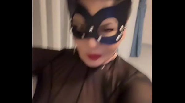 Stepmom with aBig AssDances and seduces with_her AnalPlug inthe Ass